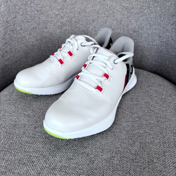 FootJoy Fuel Junior Unisex White Spikeless Athletic Golf Shoes Kids Size 1 - Picture 4 of 11